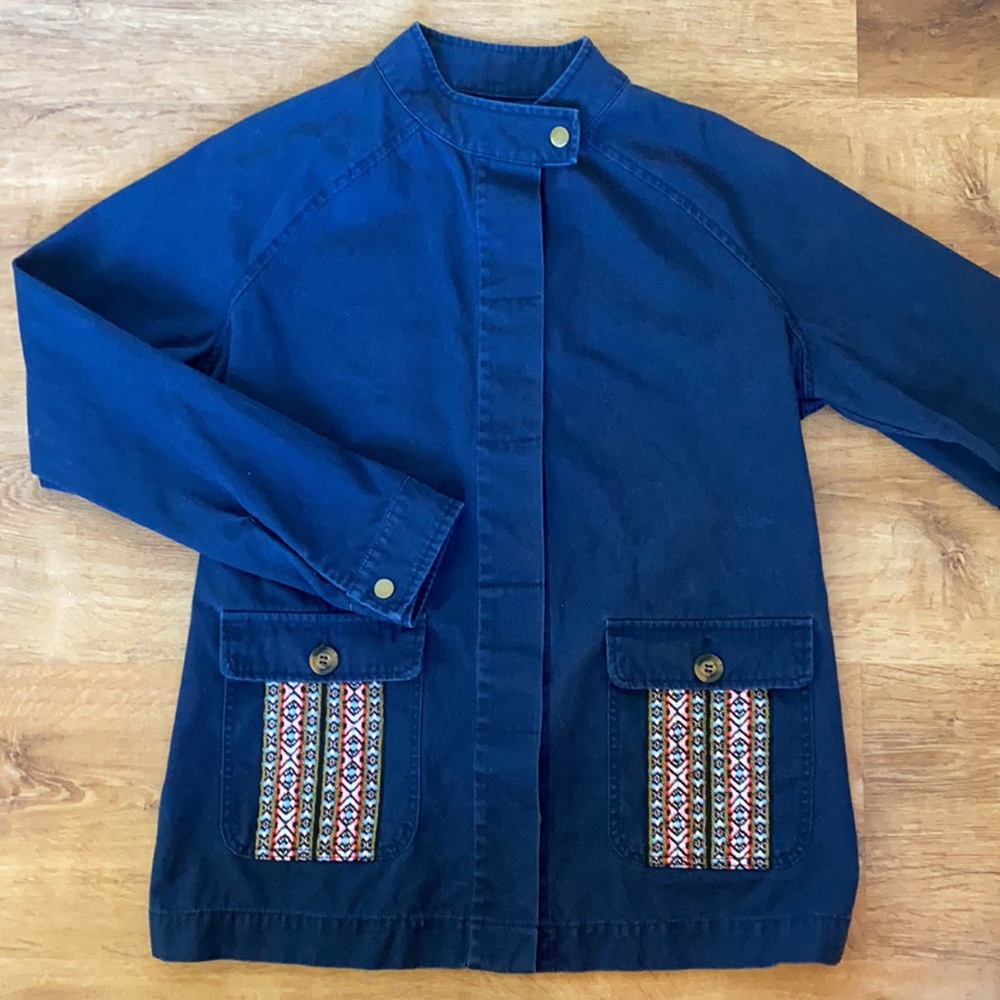 Light canvas cotton work utility style jacket with embroidered pockets